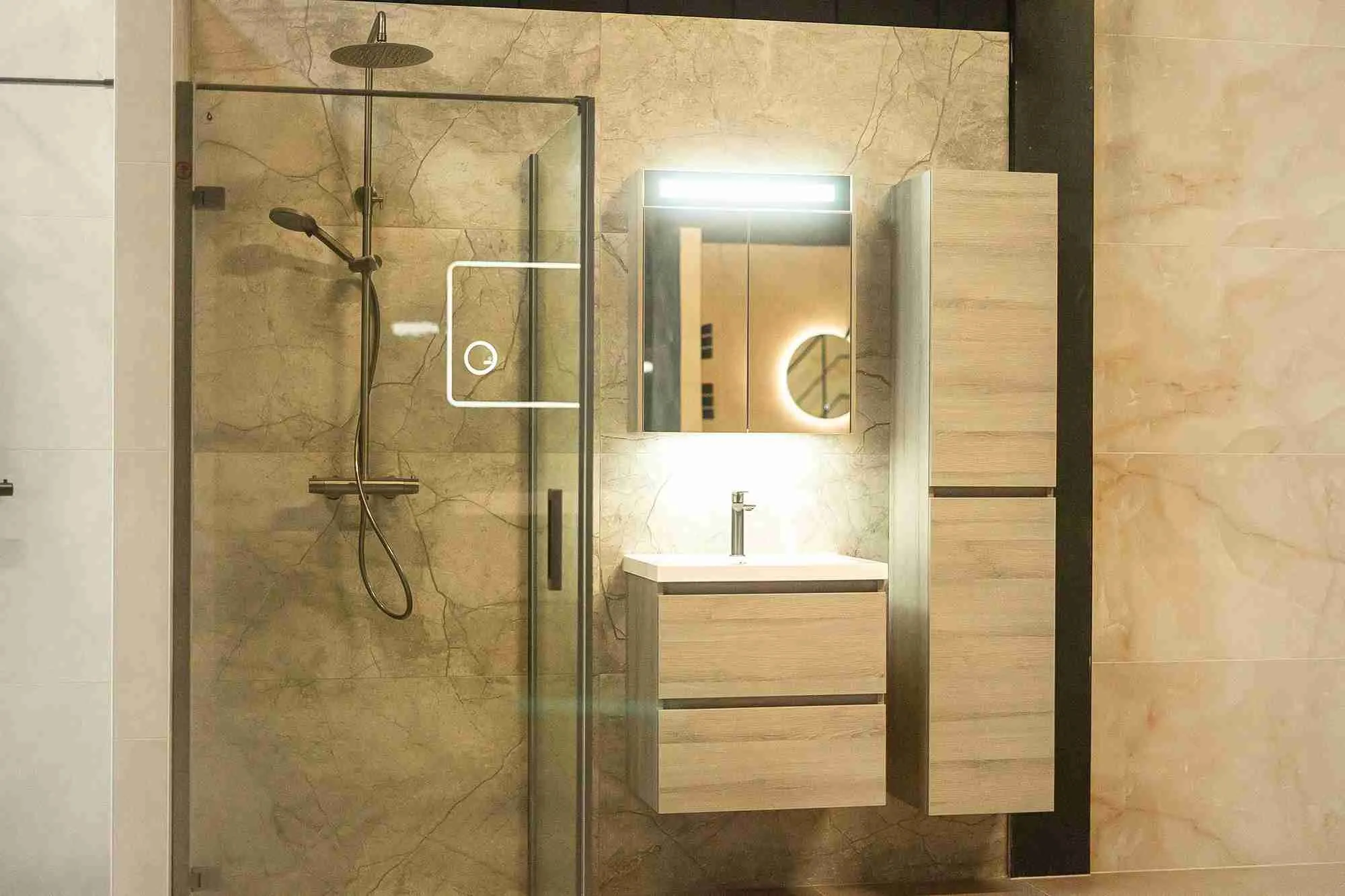 Sfeerbeeld 4 uit de Fayida-showroom in Berkel en Rodenrijs